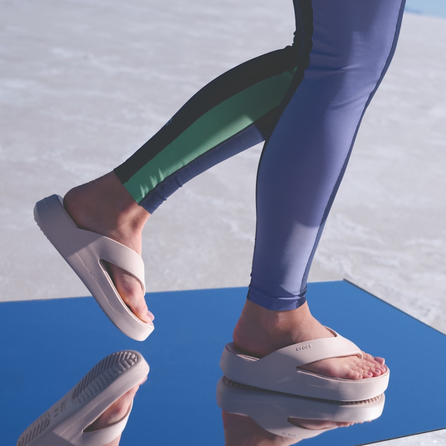 Getaway Platform Flip - Crocs sale