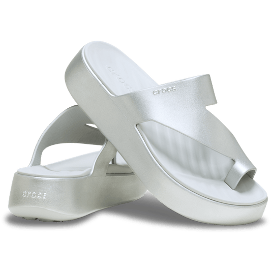 Getaway Metallic Platform Toe Loop - Crocs near me