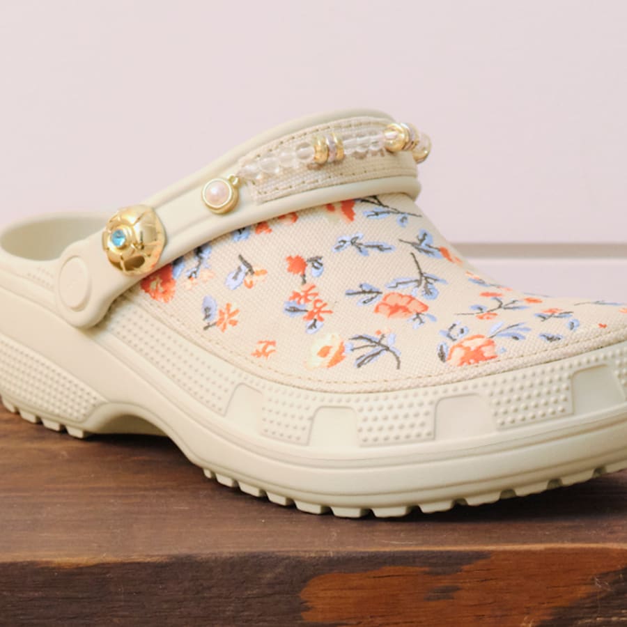 Classic Crafted Floral Clog - Crocs US