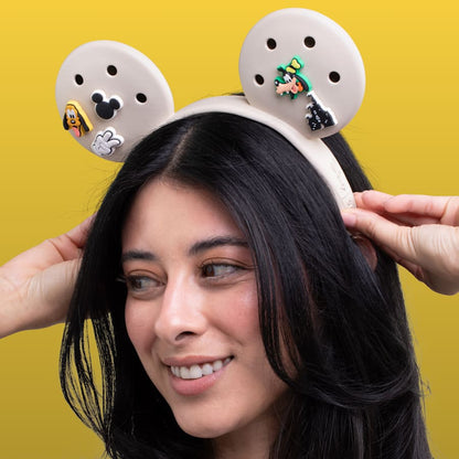 https://www.crocs.com/p/213736.html US